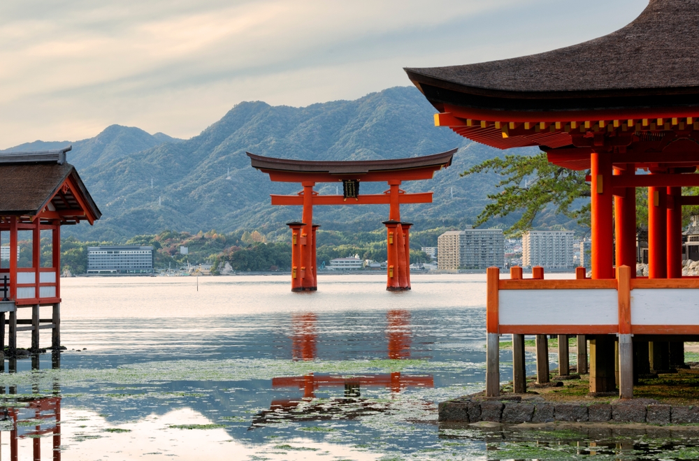
        Kyoto – Hiroshima
      
